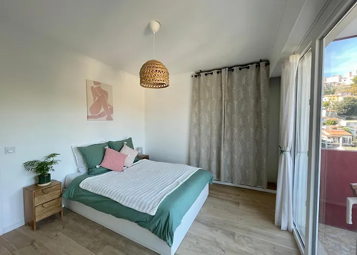 Bright Appartment With View